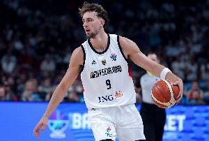 慢热!小瓦格纳首节7投仅2中拿到5分 正负值-4