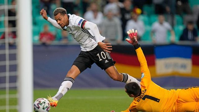 皇冠体育官网-众望所归！U21欧青金靴终获弗利克征召，狐媚仍落选