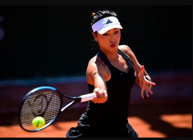 皇冠体育官网-王蔷险胜谢淑薇晋级法网次轮 二发隐患敲响“警钟”